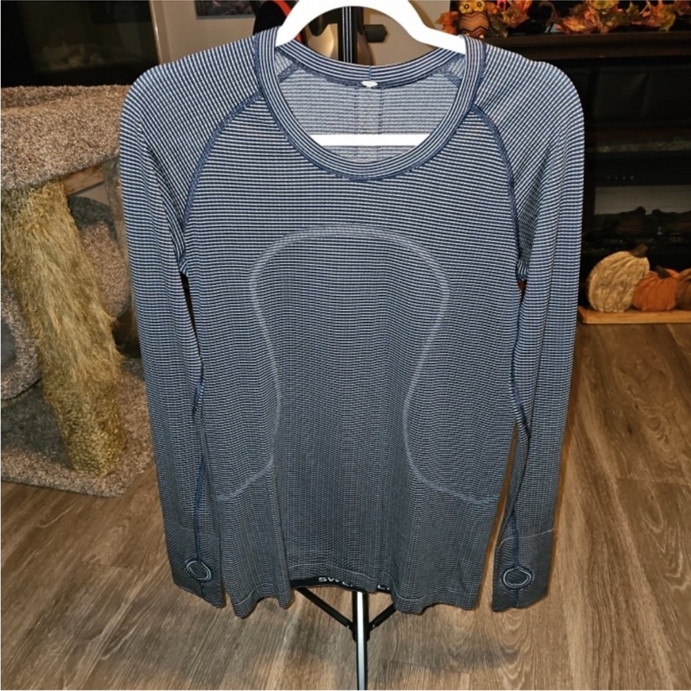 Lululemon Swiftly Tech Long Sleeve Top Sz 10 Great Condition Like New Navy